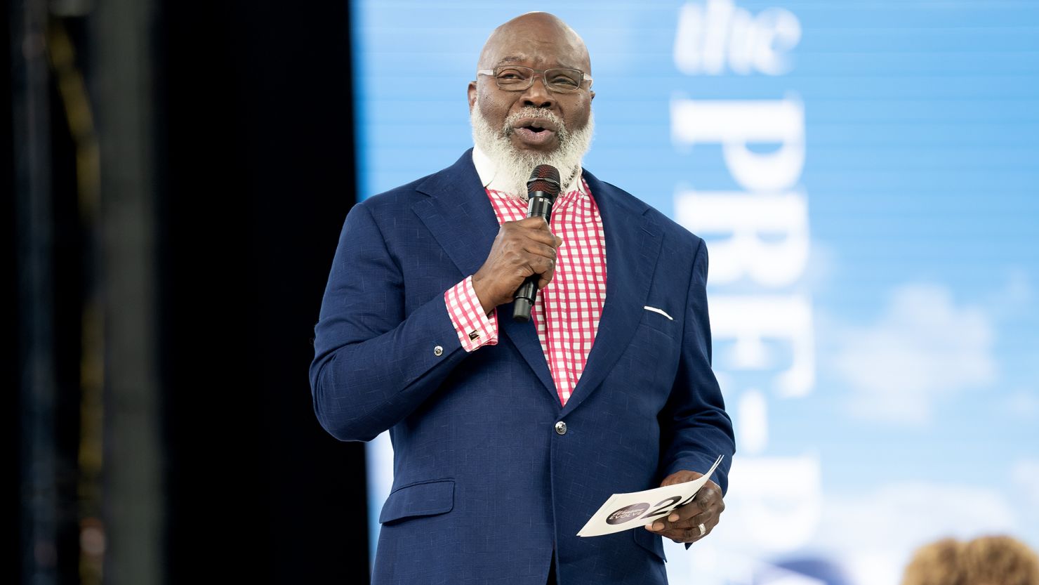 US Preacher, TD Jakes Sues Fellow Pastor For Defamation